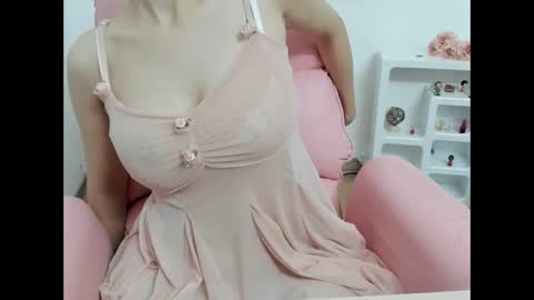 Snapshot of berryberry88 chatting on 11.14.25 berryberry88 online show from 11.14.25