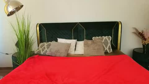 Violette online show from 03.20.26