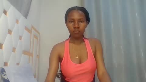 Snapshot of berryl8 chatting on 10.05.25 berryl online show from 10.05.25