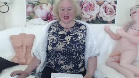Snapshot of berryshickx chatting on 05.23.26 BerryShickX online show from 05.23.26