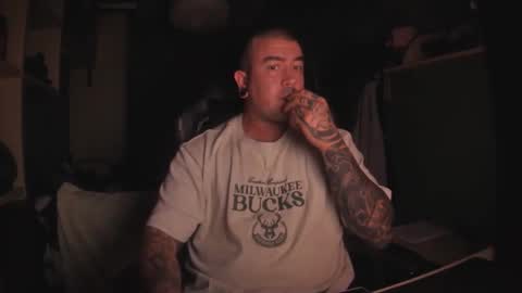 Snapshot of berto3389 chatting on 09.28.25 berto3389 online show from 09.28.25