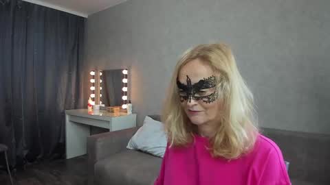 Snapshot of best__angelica chatting on 01.18.25 best__angelica online show from 01.18.25
