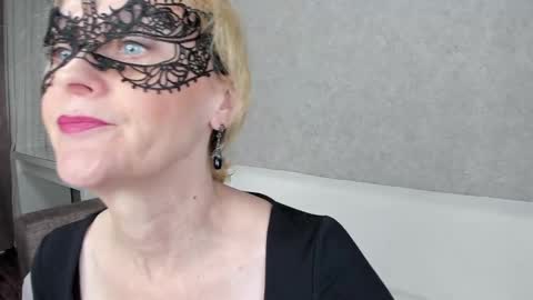 Snapshot of best__angelica chatting on 02.24.25 best__angelica online show from 02.24.25