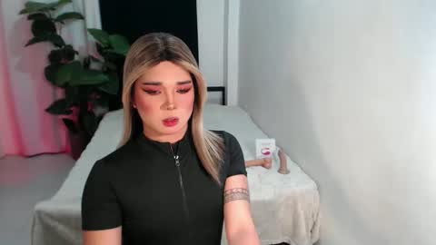 bestgirljulia online show from 02.20.26