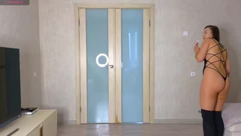 Snapshot of bestgirls2021 chatting on 02.17.25 Hellen and Natali online show from 02.17.25