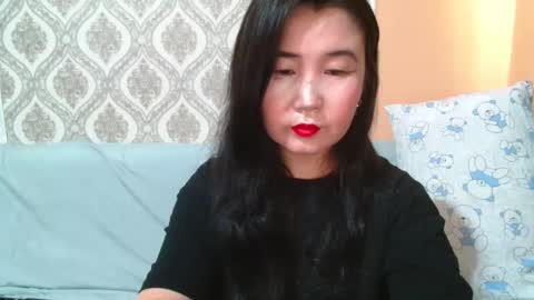 Snapshot of bet_lu chatting on 02.22.25 Bet Lu online show from 02.22.25