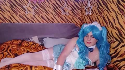 Elisabeth online show from 12.21.24