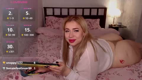 Snapshot of bethflatcher chatting on 06.29.26 bethflatcher online show from 06.29.26