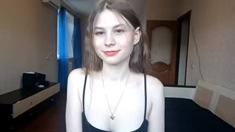 Leila online show from 06.19.26