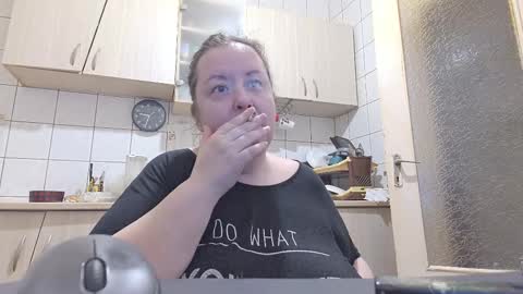 Snapshot of bethnorth chatting on 03.03.25 bethnorth online show from 03.03.25