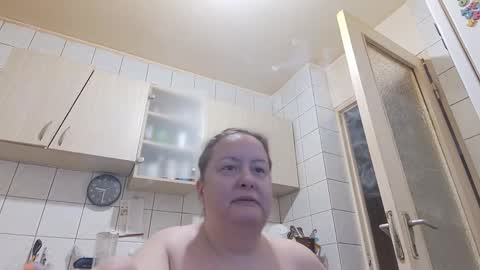 Snapshot of bethnorth chatting on 03.08.25 bethnorth online show from 03.08.25