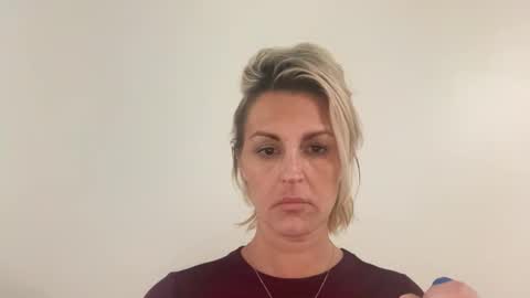 Snapshot of betterconvobesttime chatting on 11.27.25 Best Time and Even better Convo online show from 11.27.25