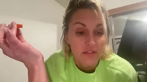 Snapshot of betterconvobesttime chatting on 12.04.25 Best Time and Even better Convo online show from 12.04.25