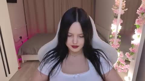 Betty online show from 11.21.25