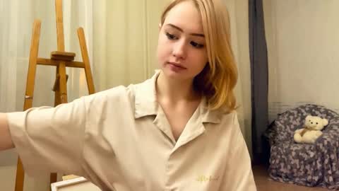 Snapshot of bettymorante chatting on 02.16.26 Hinata online show from 02.16.26