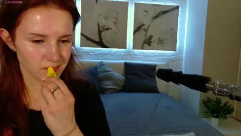 Snapshot of bettyrouse chatting on 06.27.26 Betty online show from 06.27.26