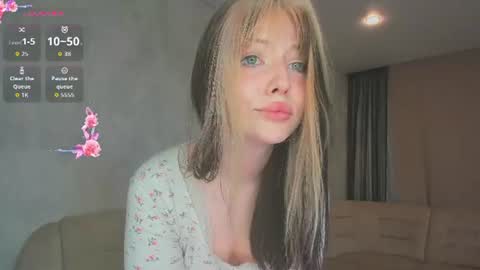 Snapshot of beverlyvegas chatting on 06.22.26 Jany online show from 06.22.26