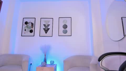 Snapshot of beverlyy_johnson chatting on 02.04.26 beverlyy johnson online show from 02.04.26