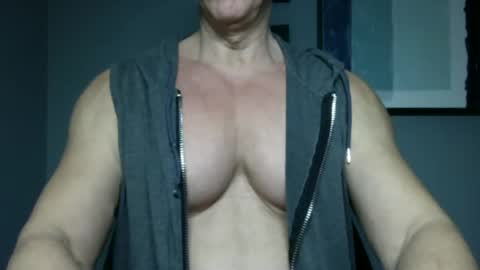 BGDKMUSCLEGUY - SELECTED BY CHATURBATE AS A TOP BROADCASTER FOR 2023 online show from 12.13.24