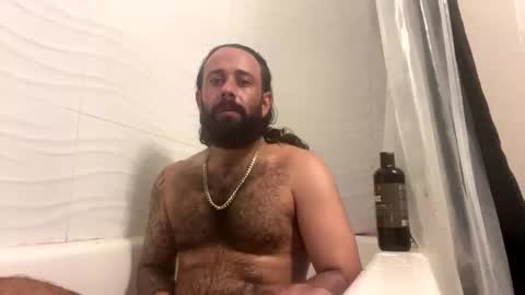 Snapshot of bgonzo_1118 chatting on 10.19.25 bgonzo_1118 online show from 10.19.25