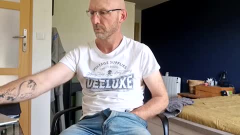 Snapshot of bi_french69 chatting on 03.23.26 My name is David and if you like public exhibitions you wont be disappointed with me LoL - My favorite vibes is 44 online show from 03.23.26