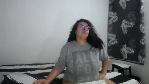 Bianca Tuesday to Sunday from 2am to 6am UTC-5 online show from 04.02.26