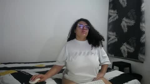 Bianca Tuesday to Sunday from 2am to 6am UTC-5 online show from 04.03.26