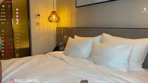 Bianca  online show from 10.21.25