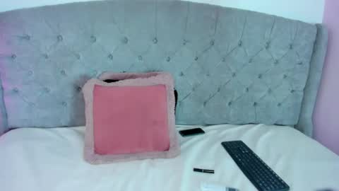 Snapshot of bianncadiaz chatting on 05.21.26 Biannca Diaz online show from 05.21.26