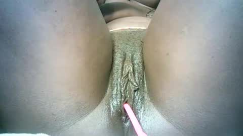 Snapshot of biass_ebony234 chatting on 01.20.25 pretty online show from 01.20.25