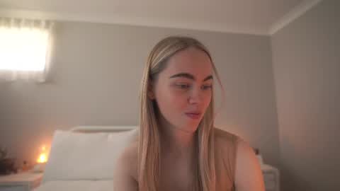 Snapshot of bibi_it_is chatting on 07.25.26 Bibi online show from 07.25.26