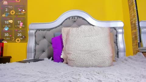 bibiana_js_ online show from 03.12.25