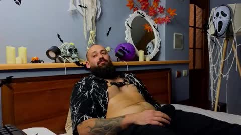 Snapshot of big__daddy110 chatting on 10.29.25 Rustam online show from 10.29.25