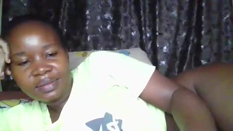 Snapshot of big_diva chatting on 04.14.26 big_diva online show from 04.14.26