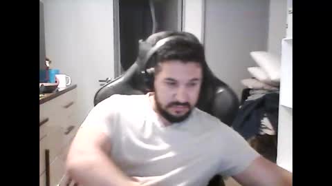 latinBoyHuge online show from 12.11.24