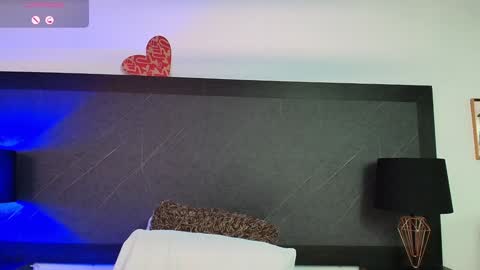 Snapshot of big_tits_in_your_face chatting on 01.28.25 Tell me Sophia  online show from 01.28.25