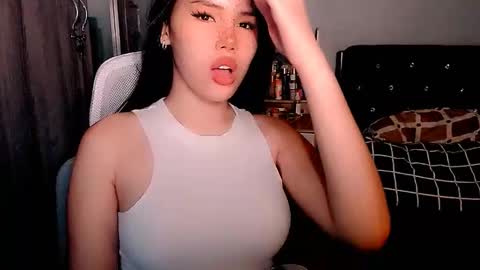 Snapshot of bigassslutdoll chatting on 02.22.26 Mia online show from 02.22.26