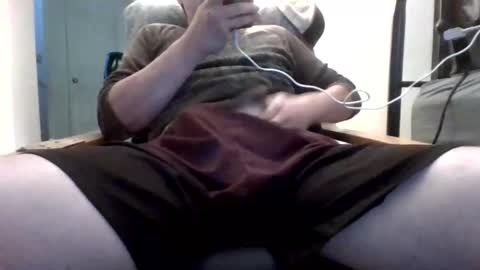 Snapshot of bigbagz2021 chatting on 10.29.25 BigBagz online show from 10.29.25