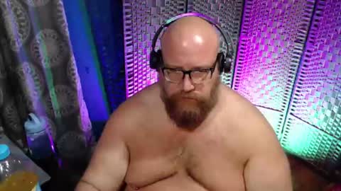 Snapshot of bigbear4cuddles chatting on 06.21.26 BigBear4Cuddles online show from 06.21.26