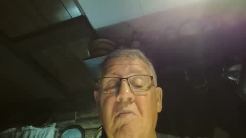 Snapshot of bigbeerdrinker1 chatting on 11.25.25 bigbeerdrinker online show from 11.25.25