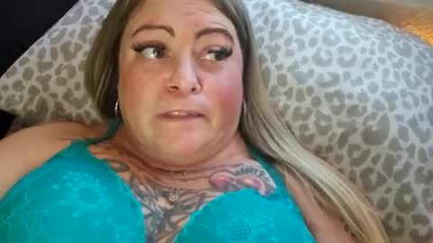 Snapshot of bigblueeyesmomma chatting on 01.21.25 Tiffany online show from 01.21.25