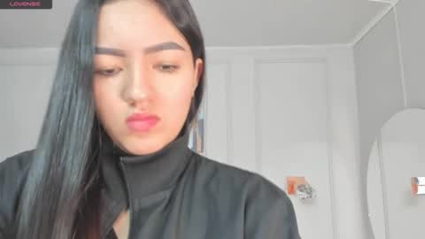 Snapshot of bigboobsnaughty1 chatting on 10.15.25   online show from 10.15.25