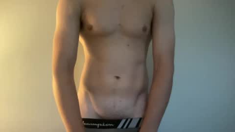 Snapshot of bigbootybrow chatting on 09.20.25 brow online show from 09.20.25