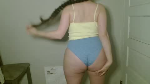 Isabella online show from 02.20.26