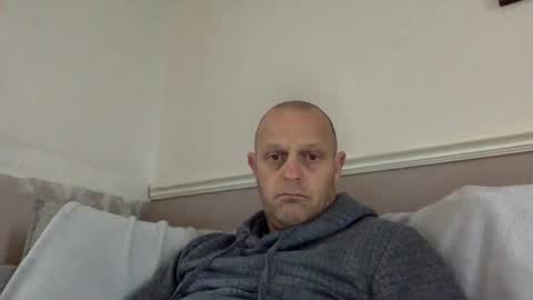 Snapshot of bigbumlover2377 chatting on 12.12.24 bigbumlover2377 online show from 12.12.24