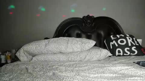 bigbuttsarena online show from 09.12.25