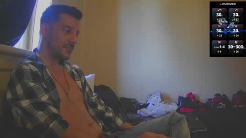 Jon - Im Straight online show from 10.06.25