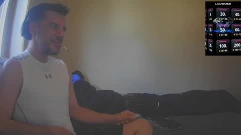 Jon - Im Straight online show from 11.04.25