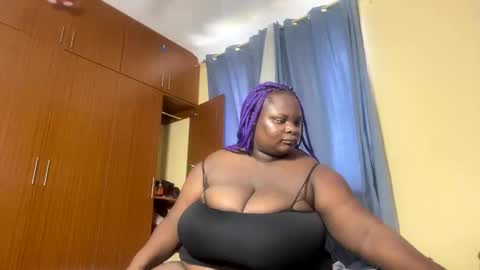 Snapshot of bigchocotities chatting on 03.10.25 bigchocotities online show from 03.10.25