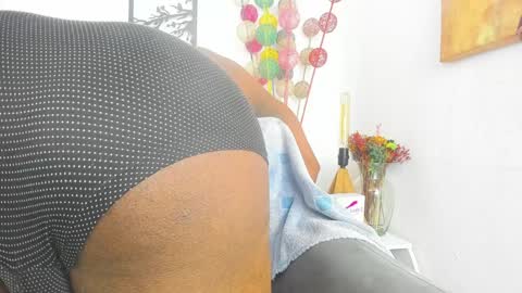 sexy muscle online show from 01.16.25